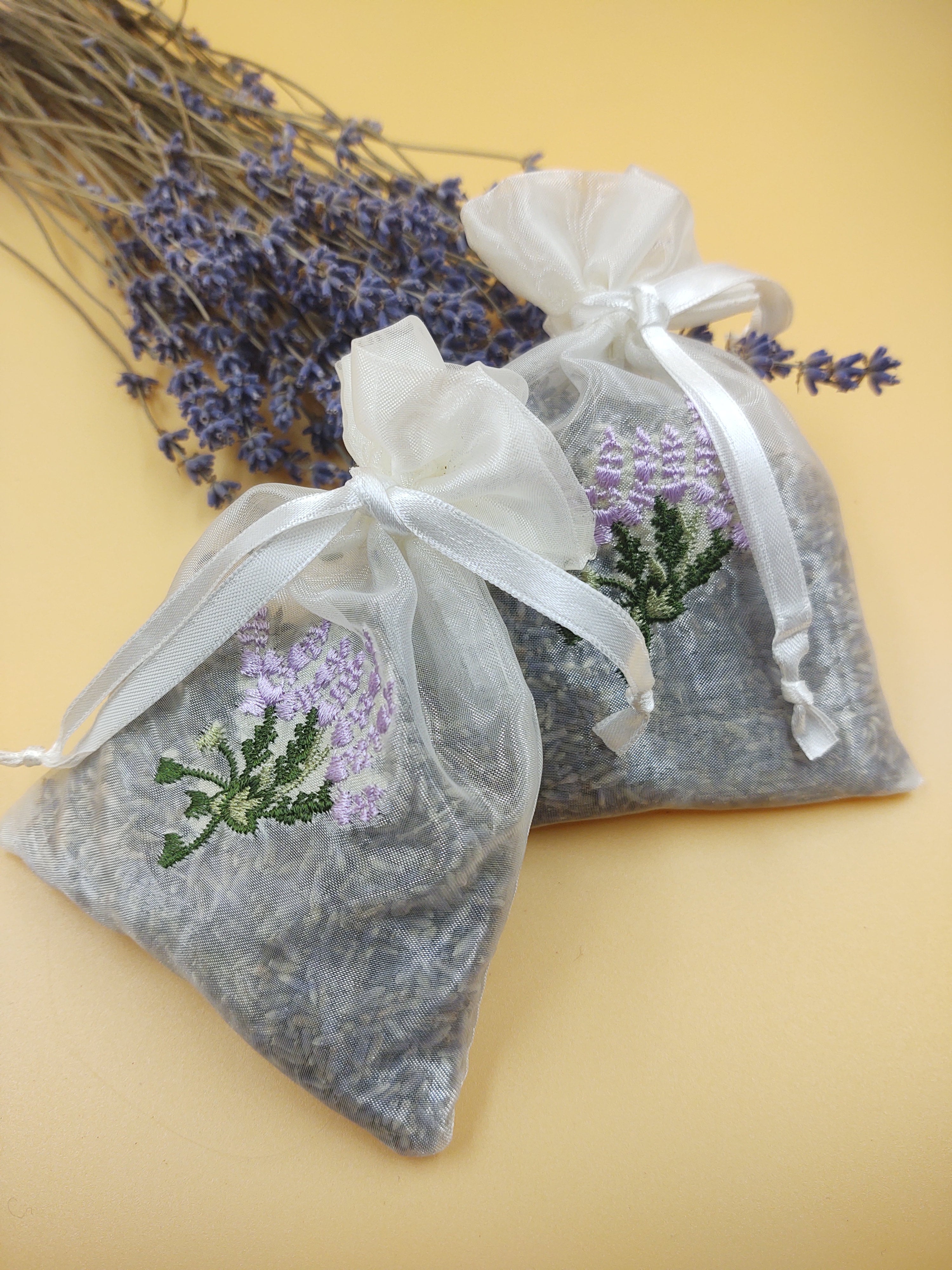 Dried Lavender Bunches - Naturally Grown and Hand Cut Dried Lavender Bunches